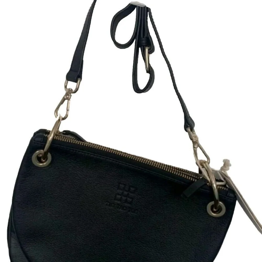Black Leather Purse Shoulder Bag Crossbody Gold Zipper Leather Strap Purses